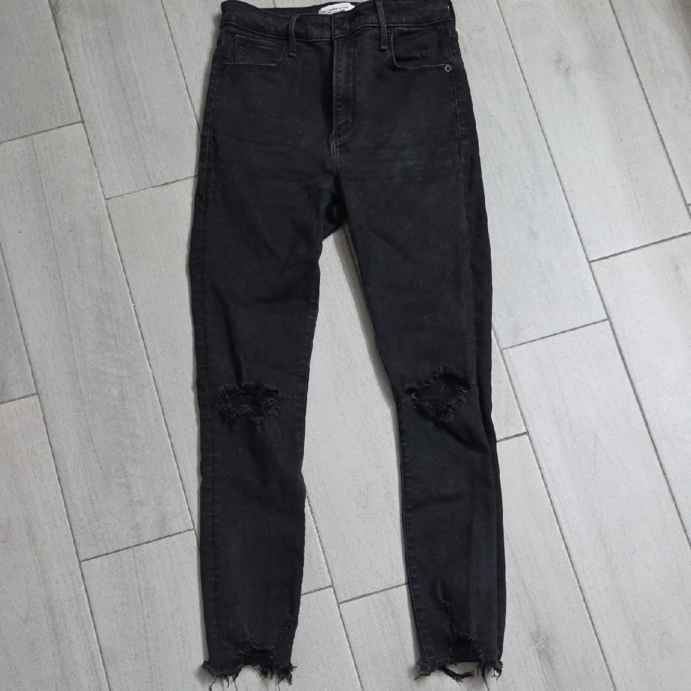Abercrombie & Fitch Black Distressed Super Skinny Ankle Jeans